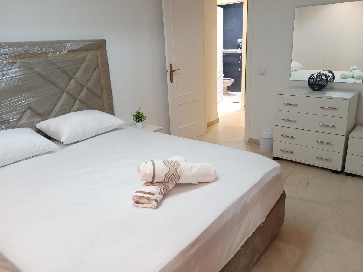 Nouveau Appartement Au Centre Ville En Face Hilton Tanger Exterior foto